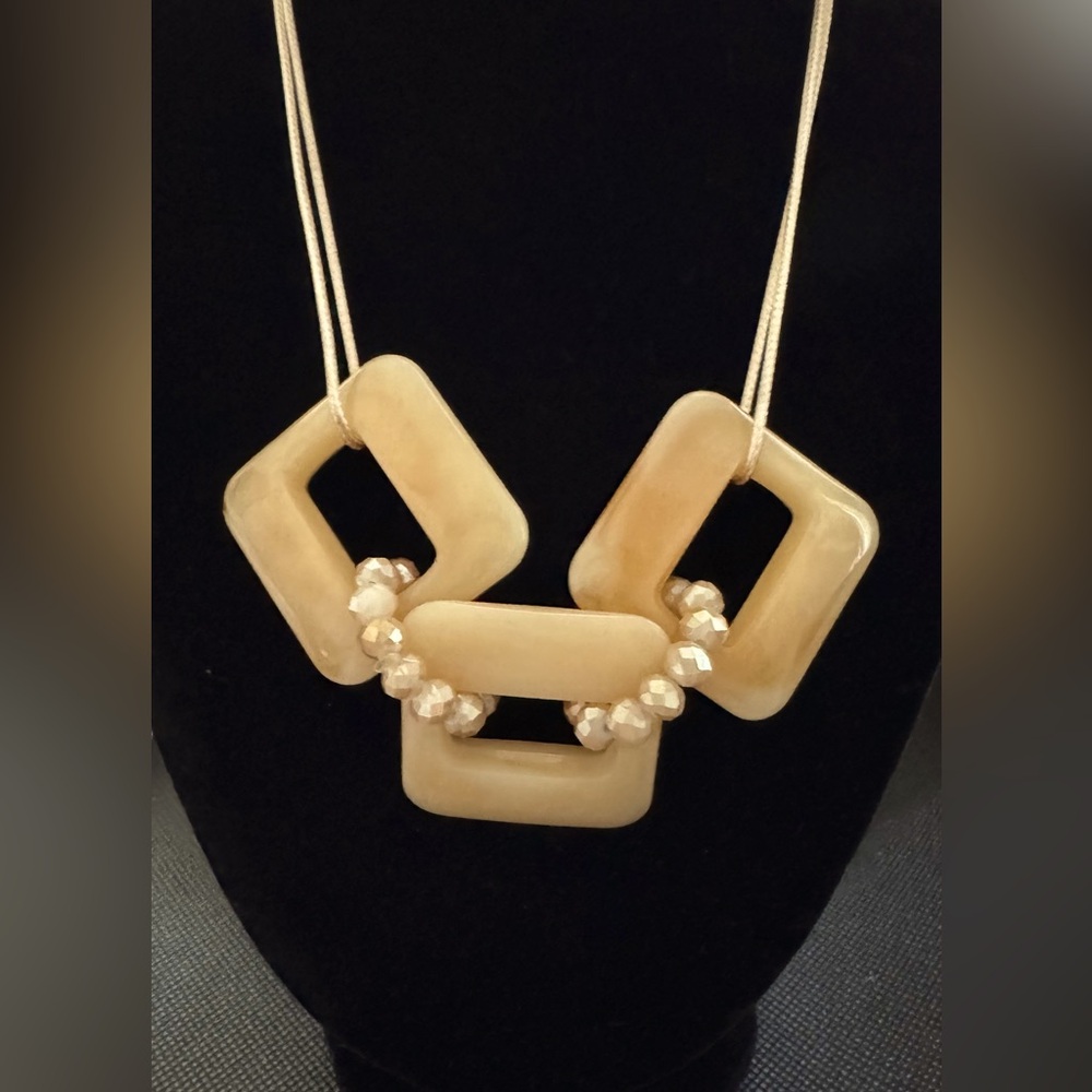 Necklace with stone!